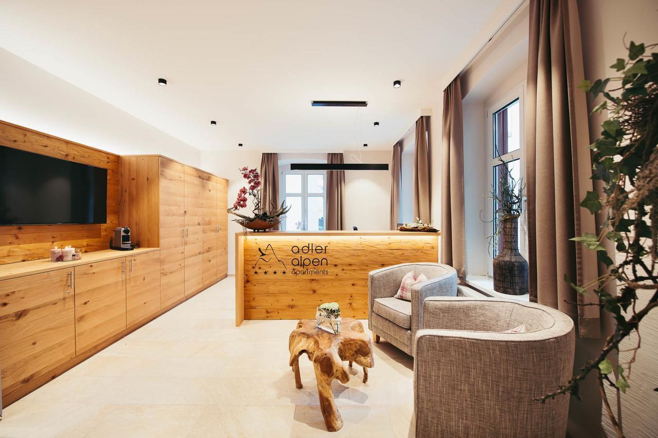 Adler Alpen Apartments Шрунс Экстерьер фото